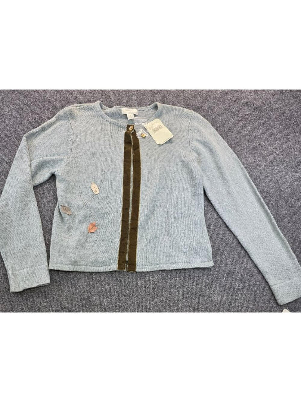 Vintage Portraits Leaf Detail Cardigan Sweater Size XL Gray Fall Layering Preppy